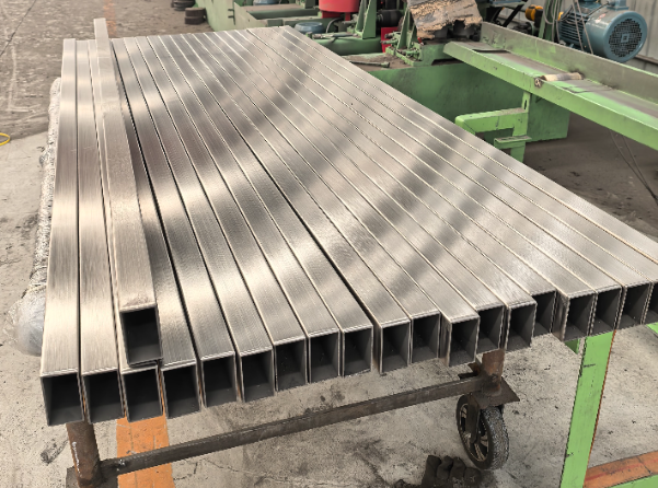 张家界建筑工程行业用不锈钢无缝钢管